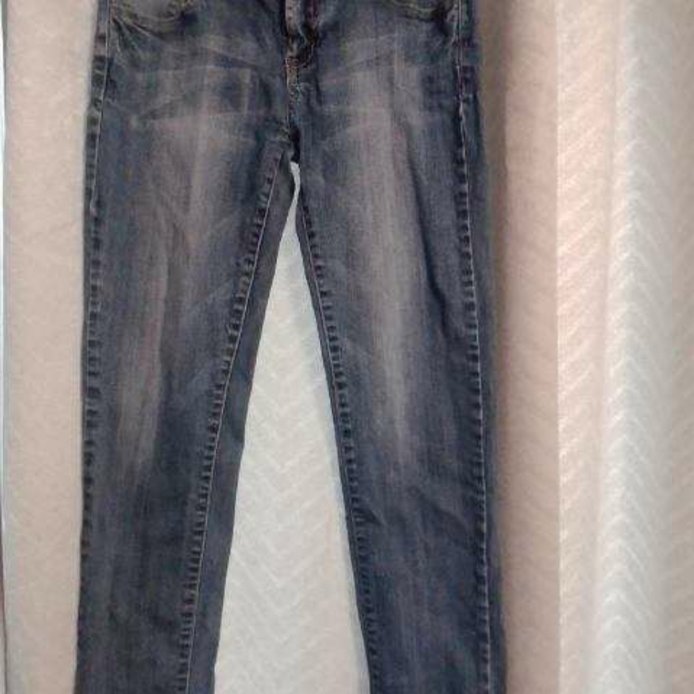 Jeans - Picture 3 of 3